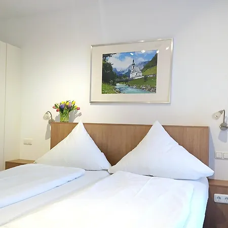 Hölbinger Alm - *